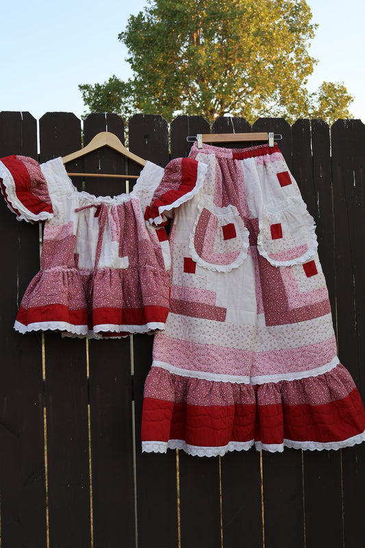 The Cranberry Cottage Set
