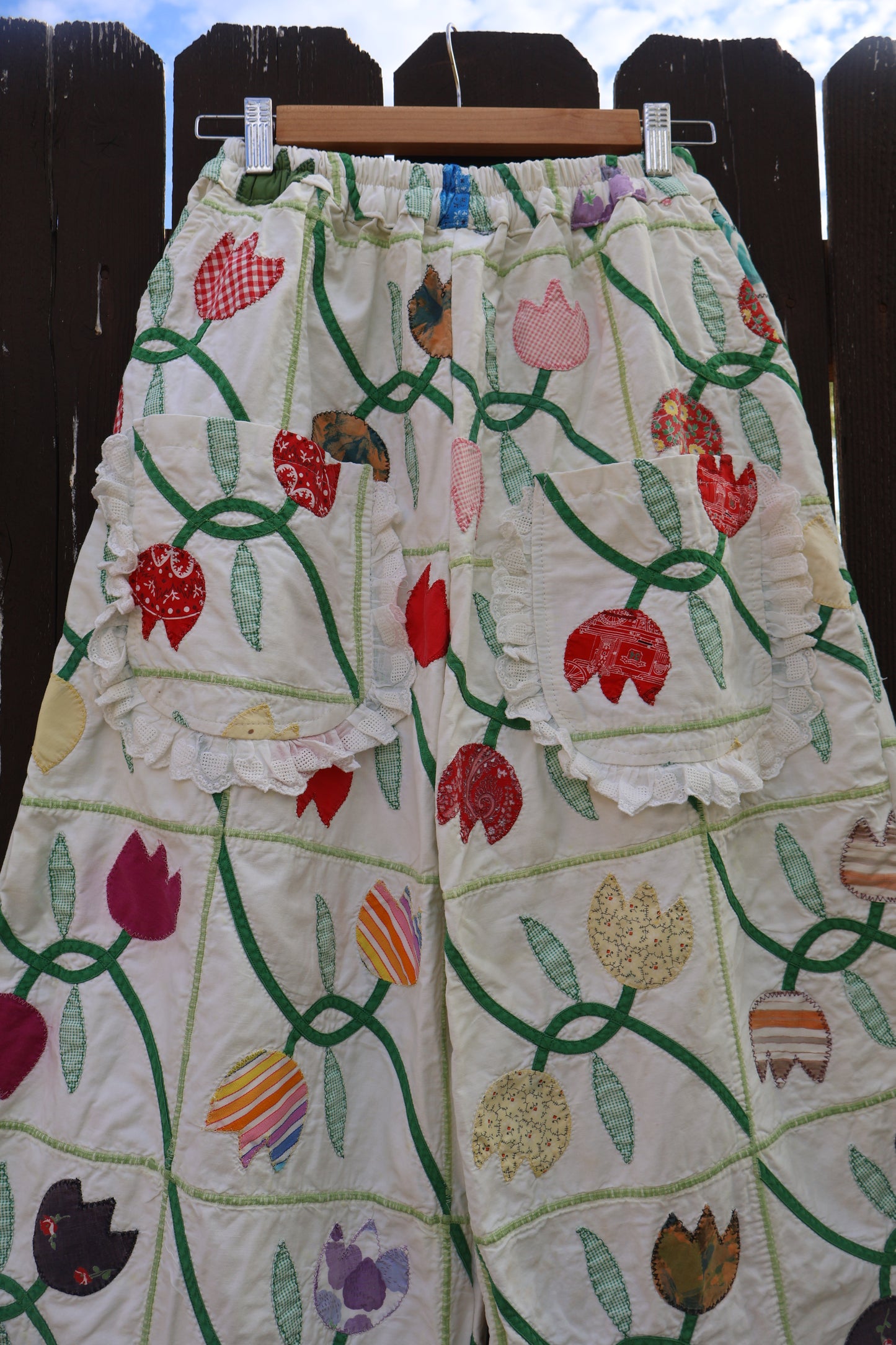 The Tulips Garden Set