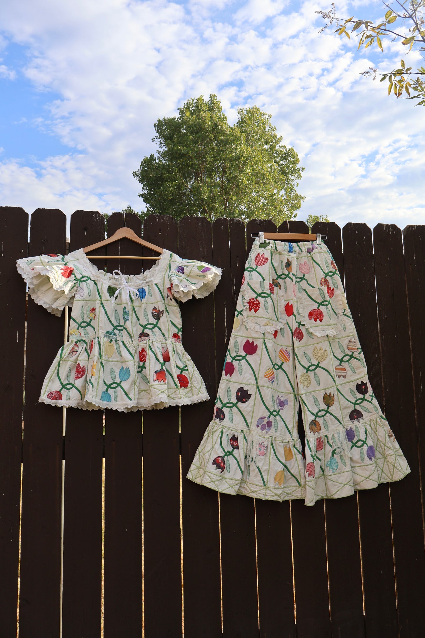 The Tulips Garden Set