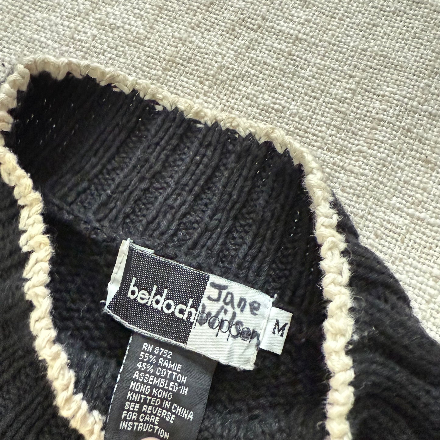 Vintage 80s Black Rose Knit Sweater | Women's Medium Art Wear Pullover