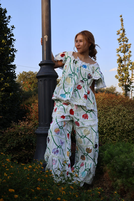 The Tulips Garden Set