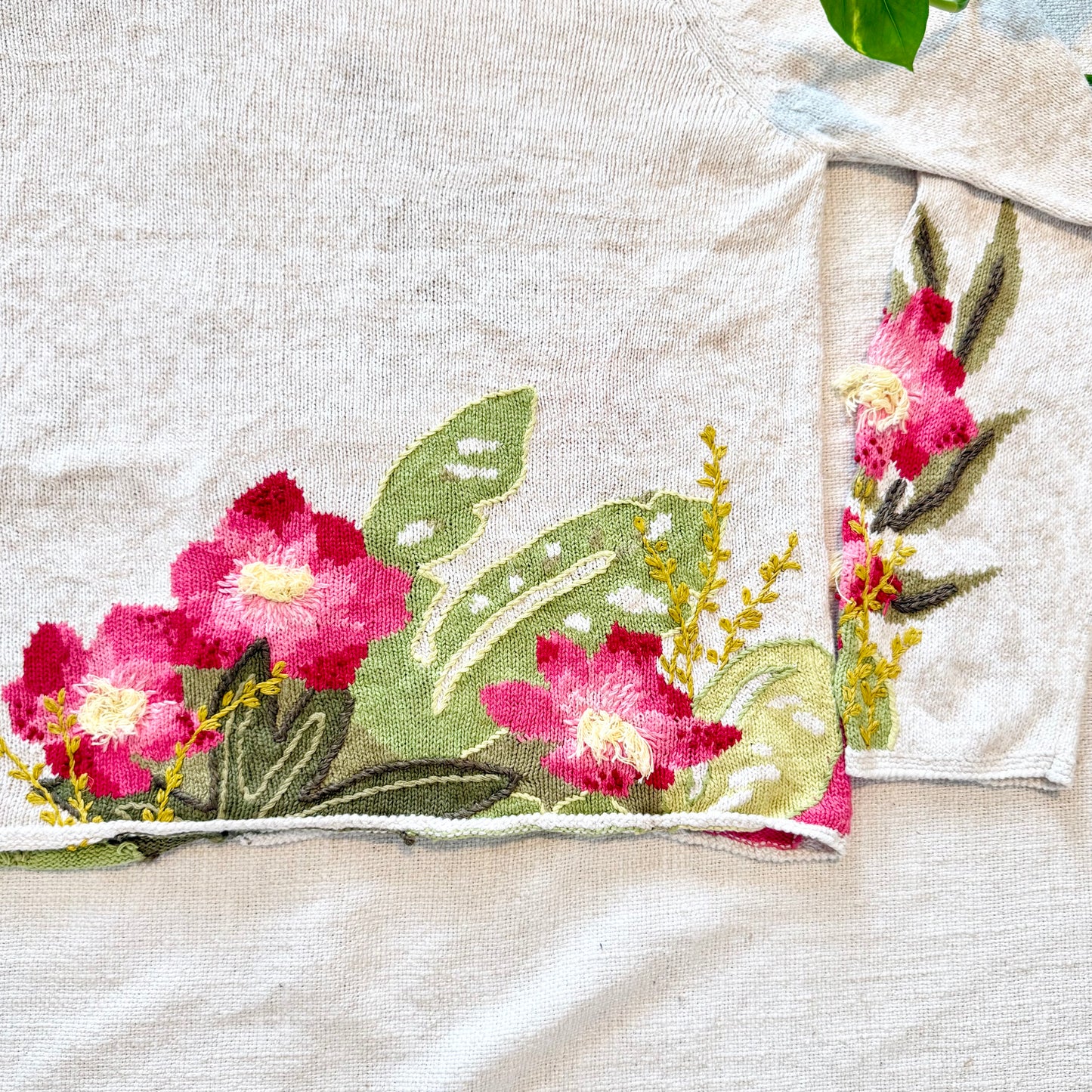 Vintage Susan Bristol Hummingbird Cardigan – Embroidered Detail | Size XL