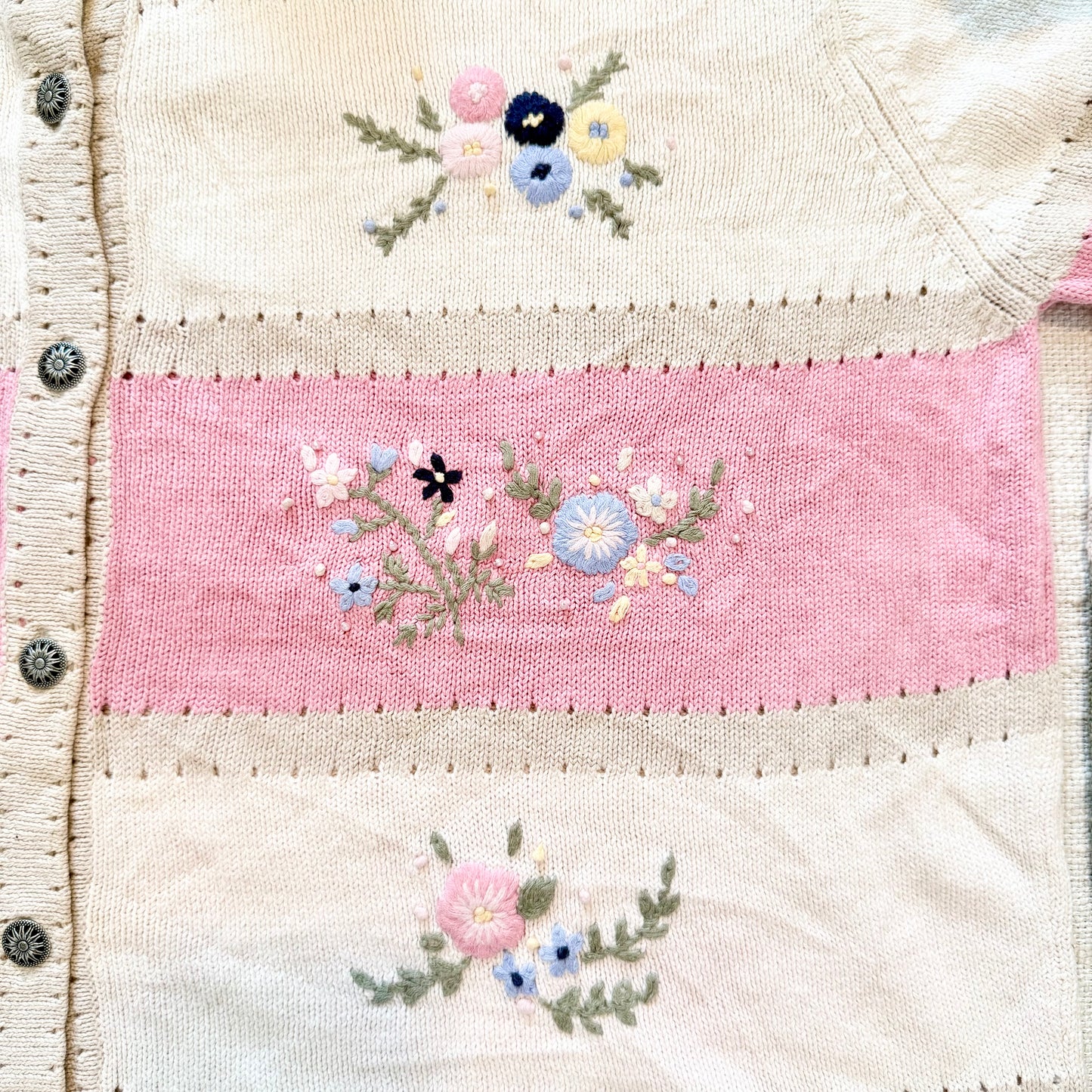 Northern Reflections Embroidered Floral Cardigan Sweater – Women’s Size Large