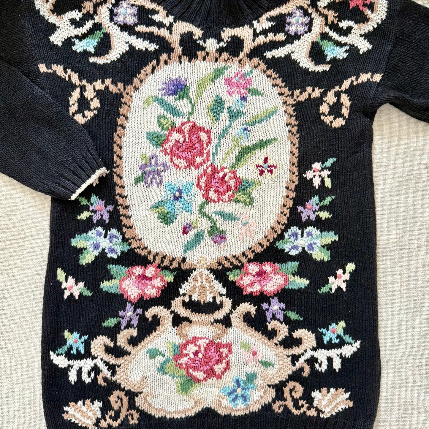 Vintage 80s Black Rose Knit Sweater | Women's Medium Art Wear Pullover