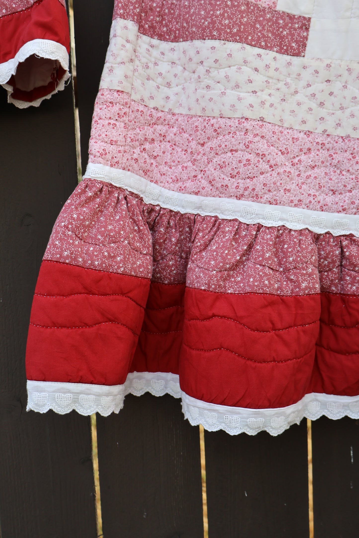 The Cranberry Cottage Set