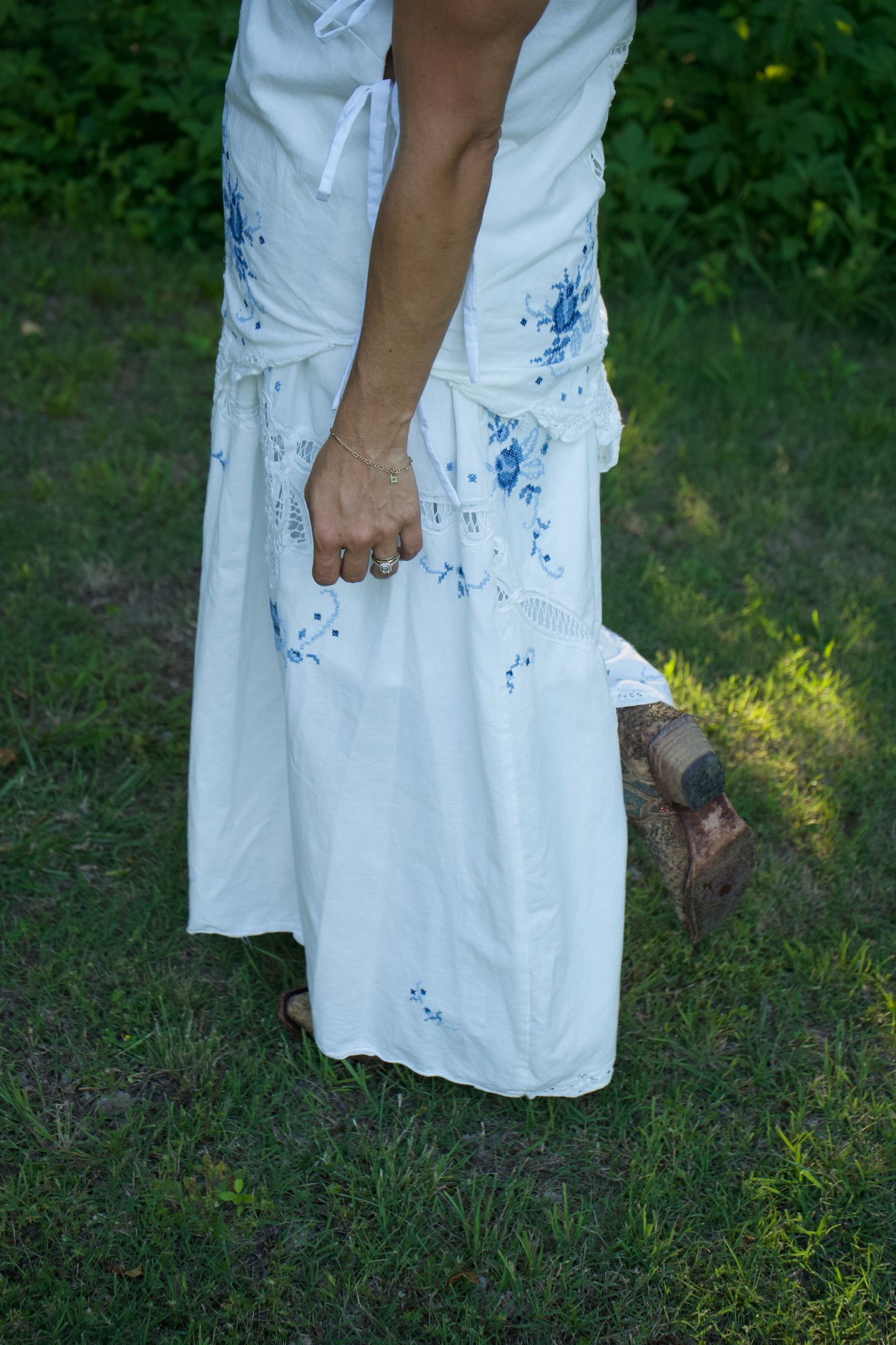 Odette Blue Rose Set