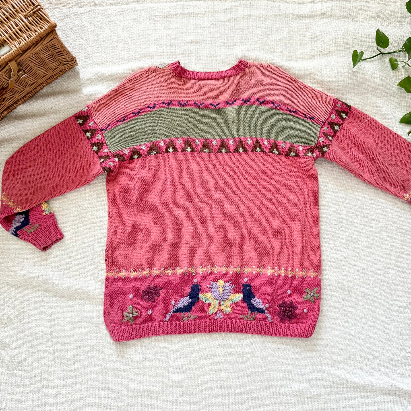Rare Vintage Hand-Knit Animal Intarsia Sweater M | Pink Embroidered Folk Art Pullover