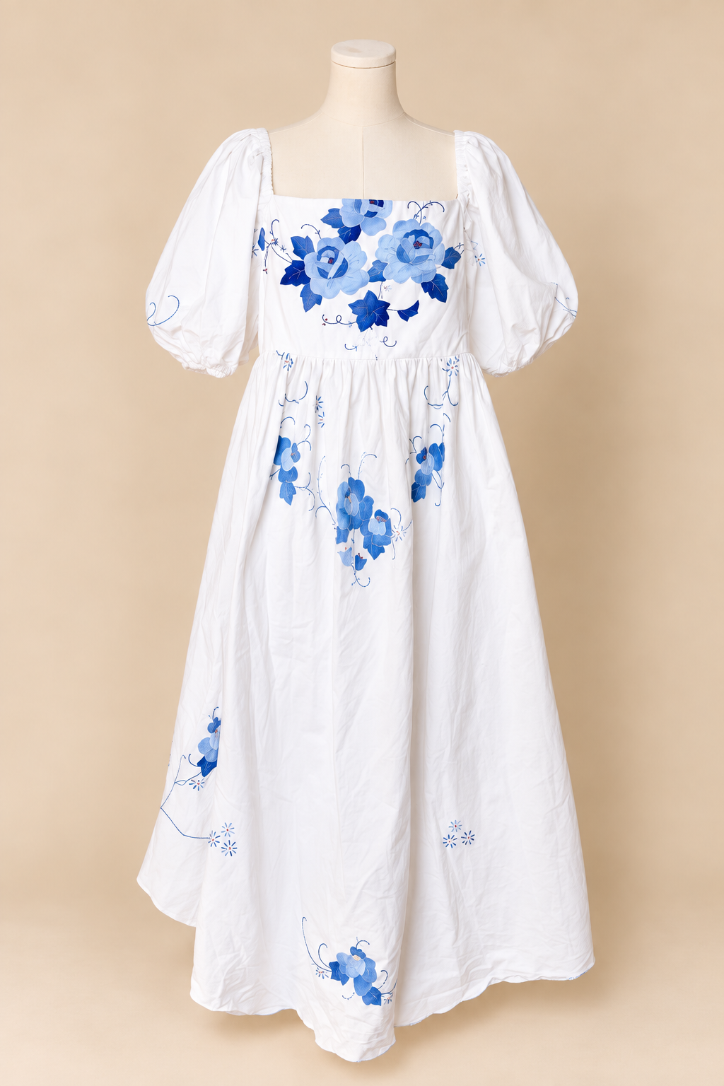 The Célestia Blue Rose Dess