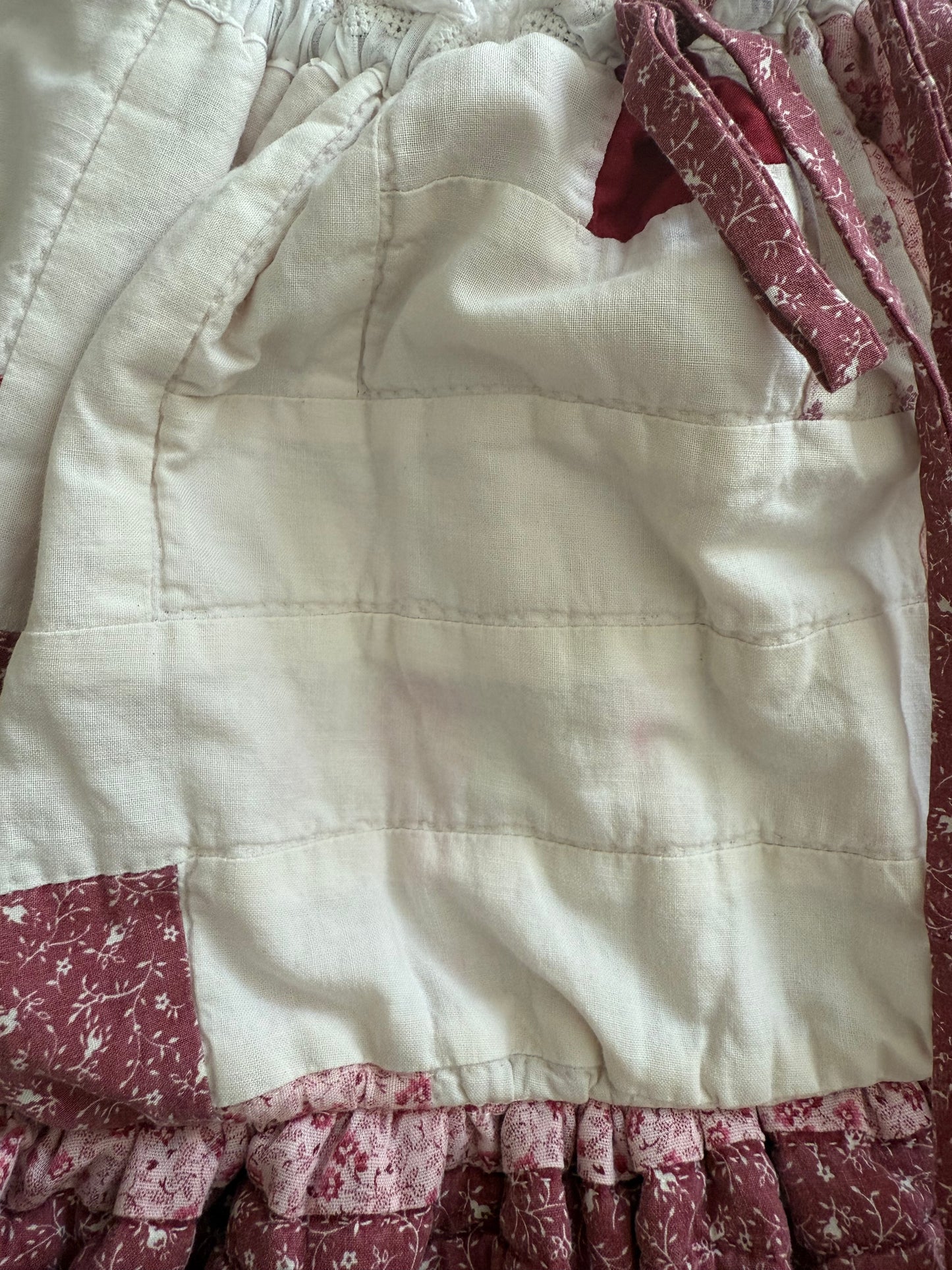 The Cranberry Cottage Set